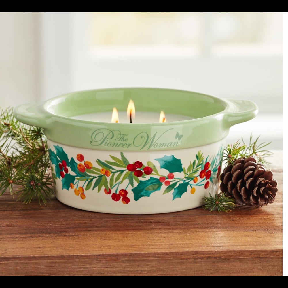 The Pioneer Woman 3-wick 8oz ceramic candle-Fir Tree